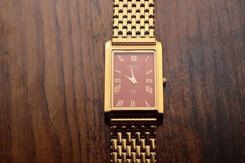 Seiko slim quartz men - slim,